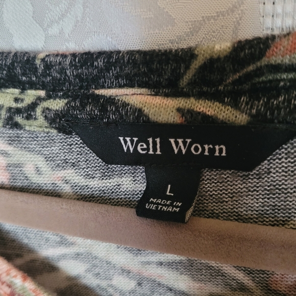 BUY 3, get 1 FREE (SEE DETAILS), Brand Well Worn Sweater - (314) - Picture 3 of 5